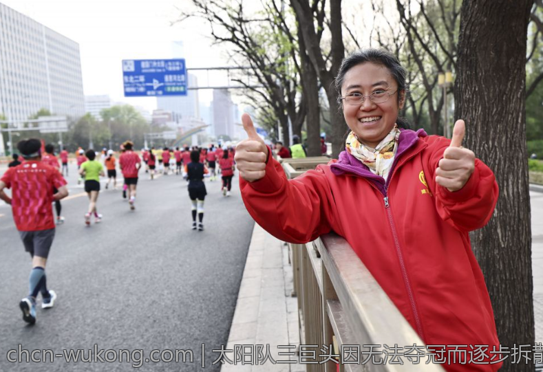 太阳队三巨头因无法夺冠而逐步拆散引发球队重建热潮
